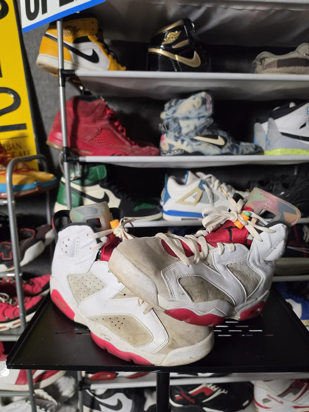 🔥 Jordan Men’s Retro 6 Rare Hare White Pink Cream Basketball Size 10 Sneakers